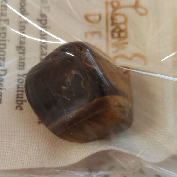 Tiger Eye Tumble stone  sealed in package not touched - Picture 2 of 7